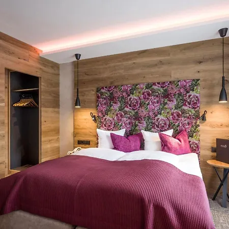 Hotel Jaegerhof Mayrhofen Esterno foto